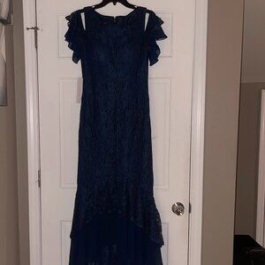 Women's Size A8 Azazie Dress - NWT